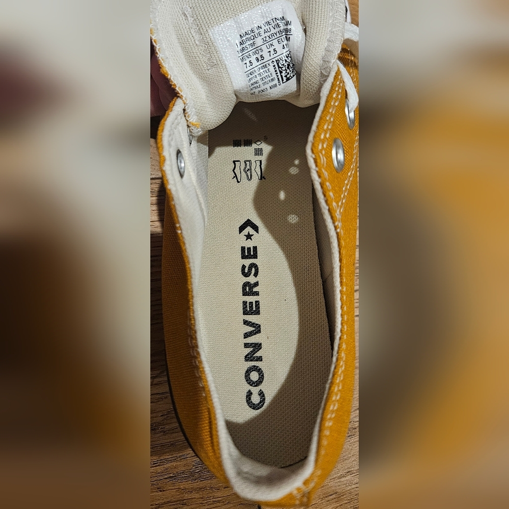 Converse Chuck Taylor All Star Saffron Yellow Sneakers - Unisex Women's 9.5 - Picture 16 of 16